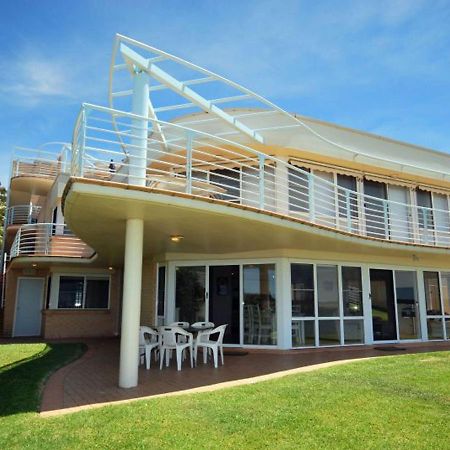 The Clippers 1 Fabulous Waterfront Unit Apartment Salamander Bay Ngoại thất bức ảnh